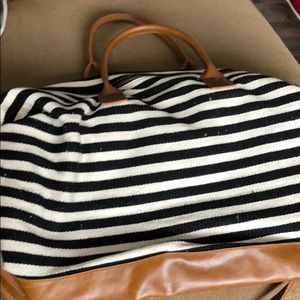 Large weekender tote